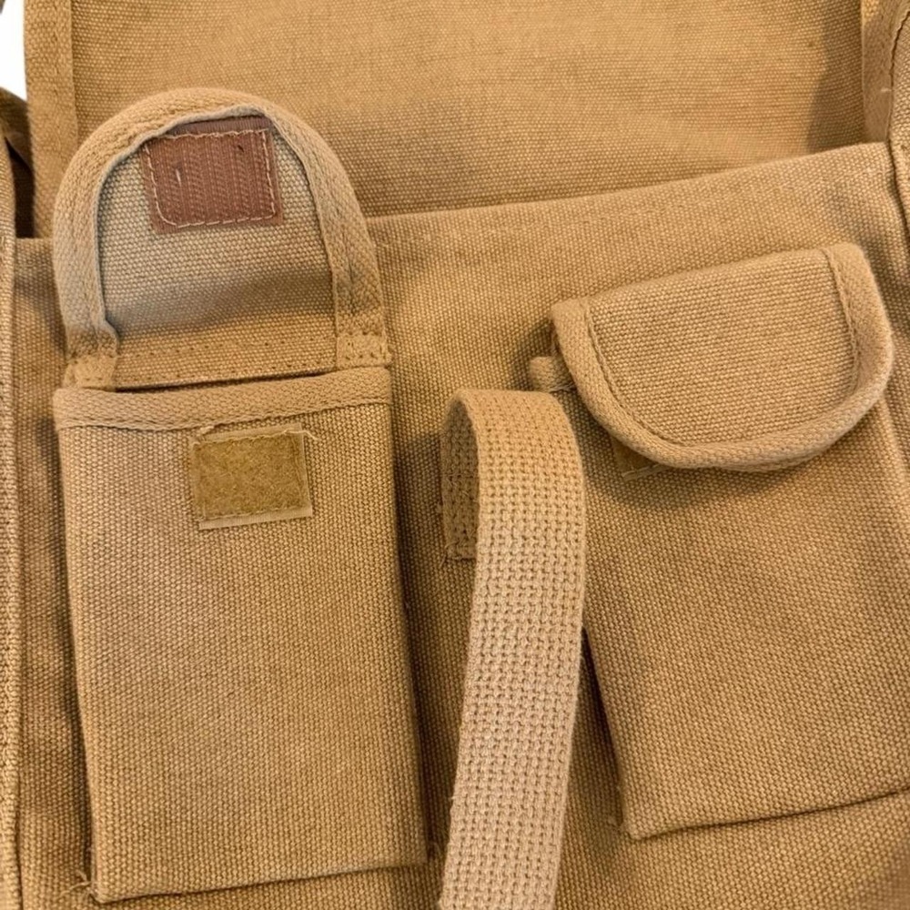 Tan canvas crossbody bag with adjustable strap - Picture 4 of 6